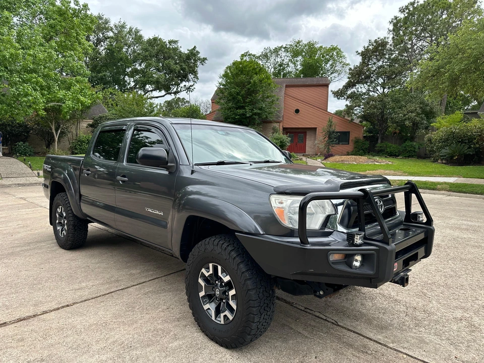 2015 Toyota Tacoma 2nd Gen - Image 16 of 31