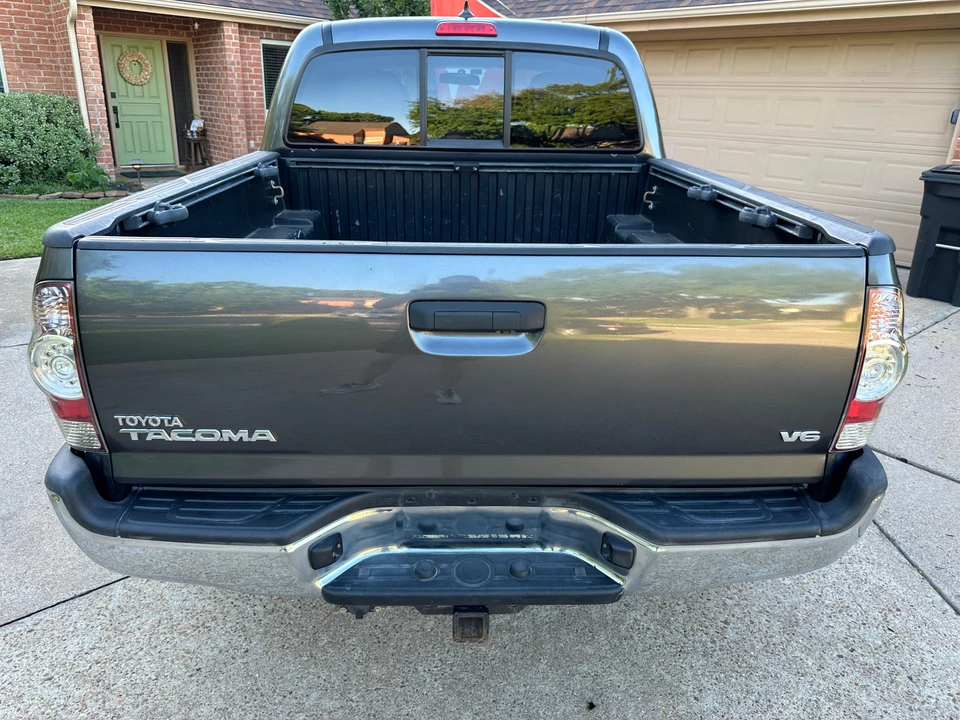 2015 Toyota Tacoma 2nd Gen - Image 11 of 31