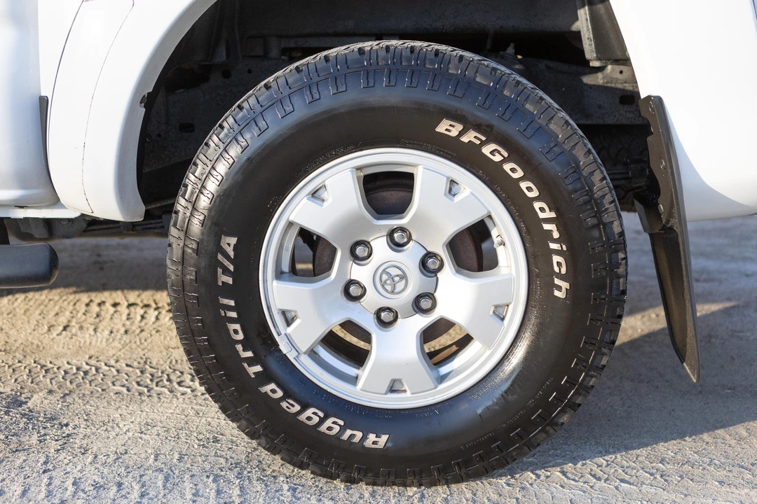2015 Toyota Tacoma 2nd Gen - Image 21 of 31