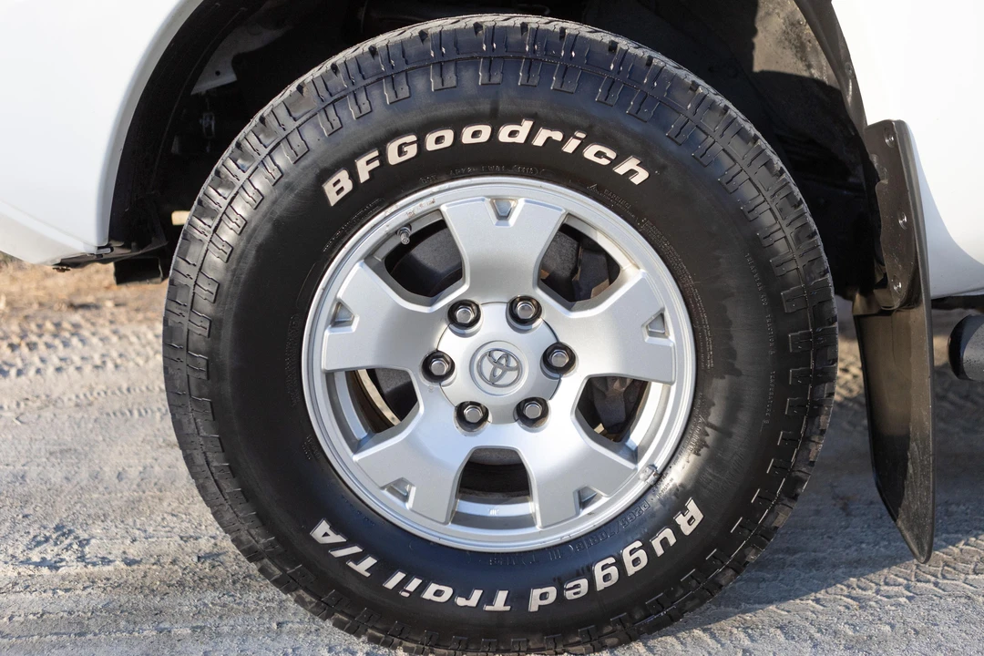 2015 Toyota Tacoma 2nd Gen - Image 20 of 31