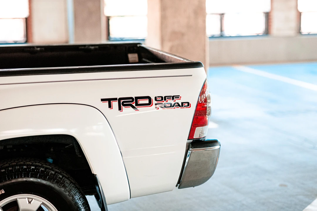 2015 Toyota Tacoma 2nd Gen - Image 11 of 31