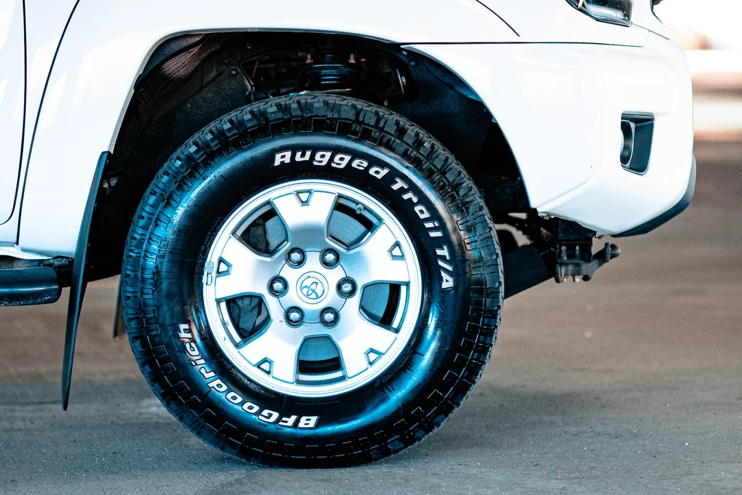 2015 Toyota Tacoma 2nd Gen - Image 17 of 31