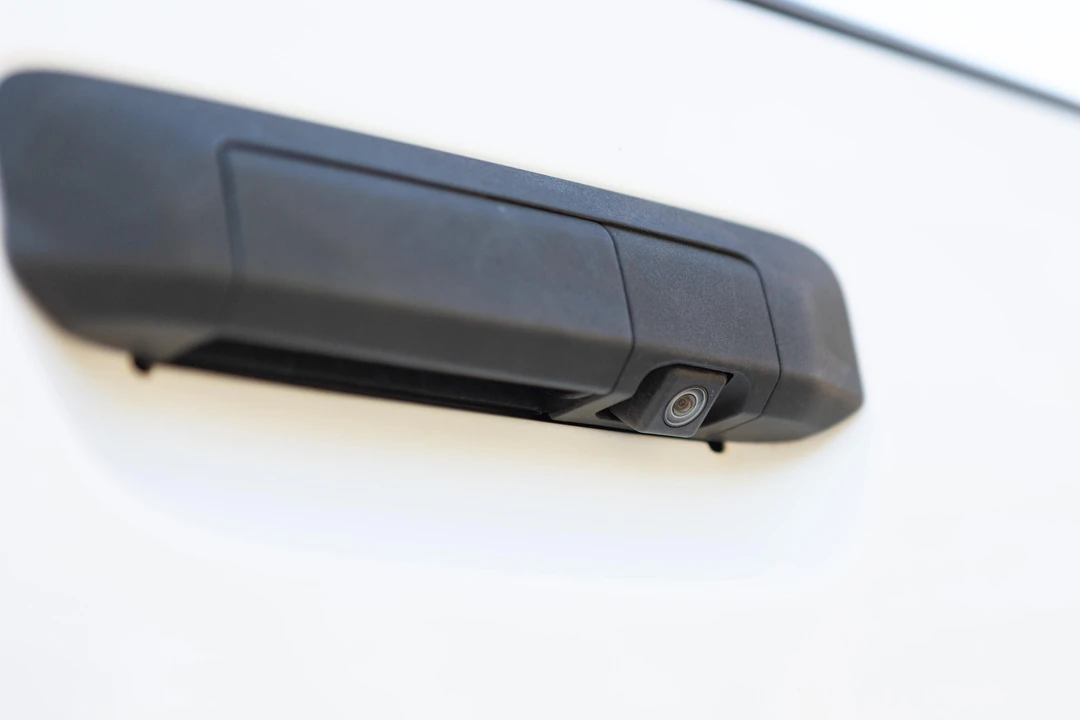 2015 Toyota Tacoma 2nd Gen - Image 12 of 31