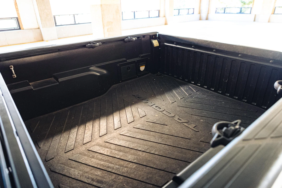 2015 Toyota Tacoma 2nd Gen - Image 15 of 31