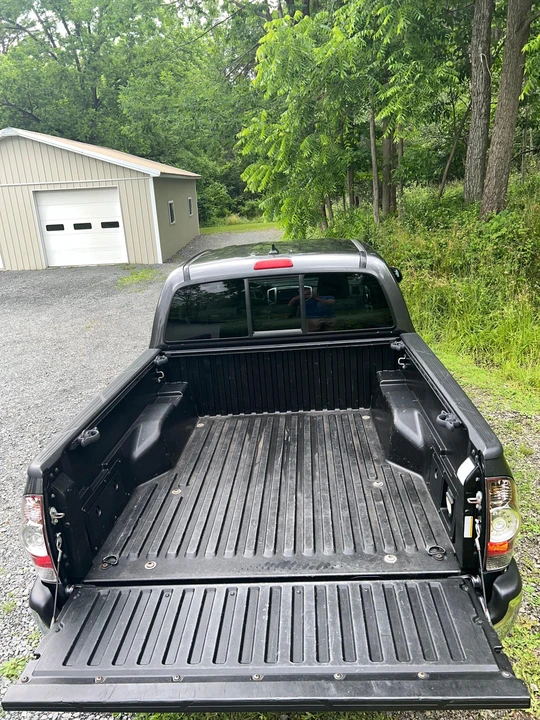 2015 Toyota Tacoma 2nd Gen - Image 8 of 31