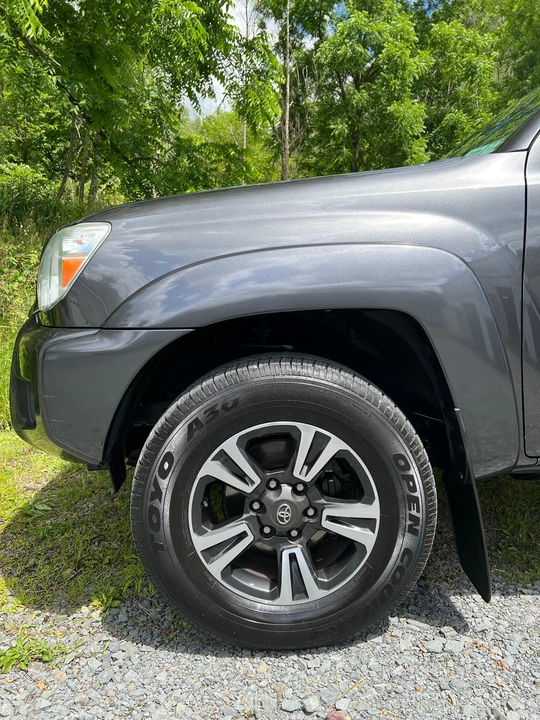 2015 Toyota Tacoma 2nd Gen - Image 16 of 31