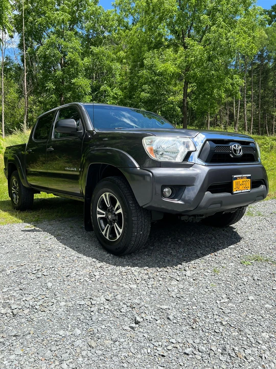 2015 Toyota Tacoma 2nd Gen - Image 9 of 31