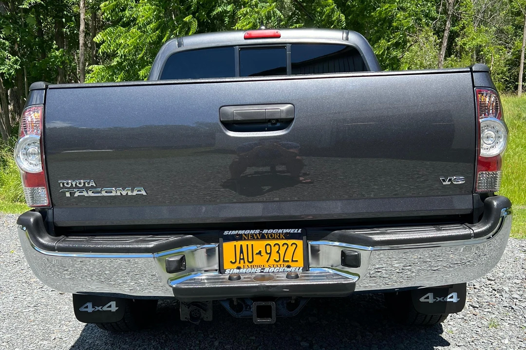 2015 Toyota Tacoma 2nd Gen - Image 5 of 31