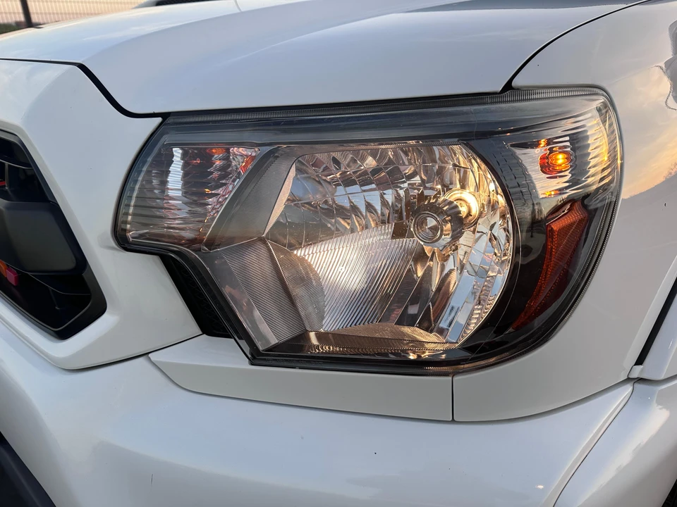 2015 Toyota Tacoma 2nd Gen - Image 22 of 31