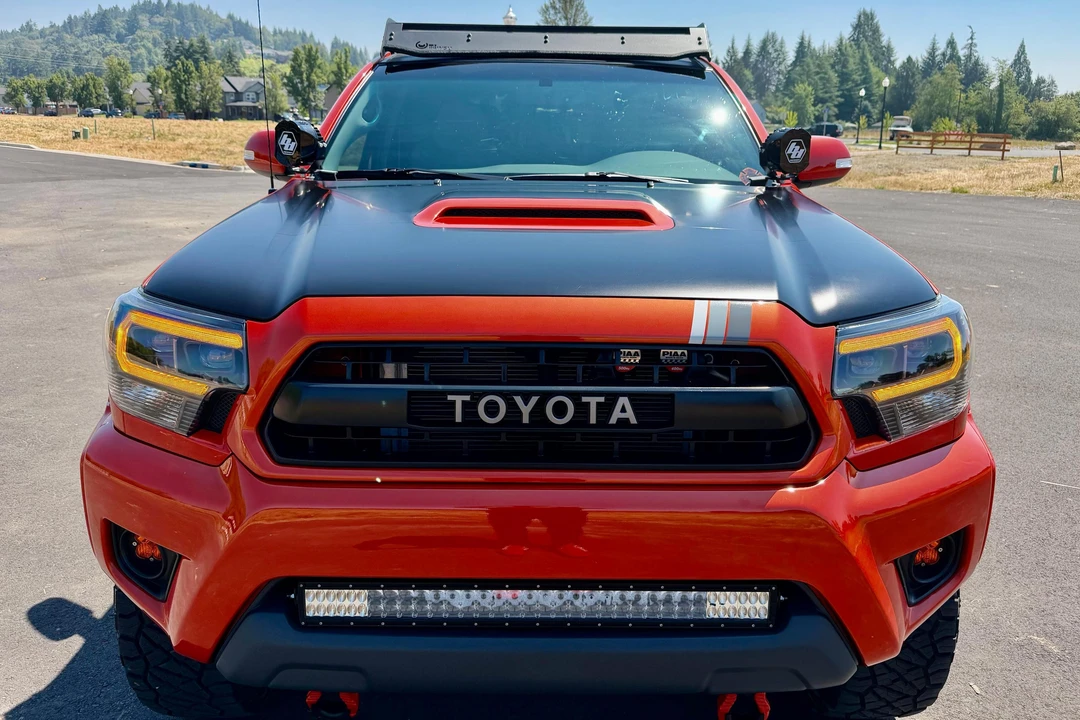 2015 Toyota Tacoma 2nd Gen - Image 2 of 31
