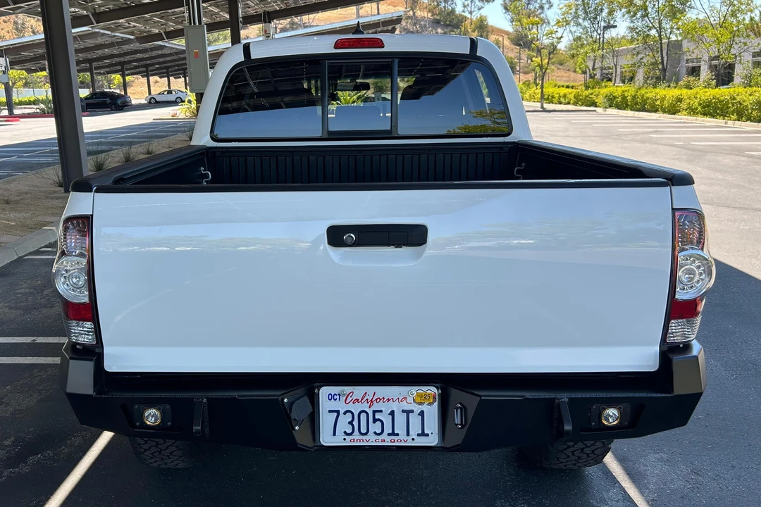 2015 Toyota Tacoma 2nd Gen - Image 5 of 31