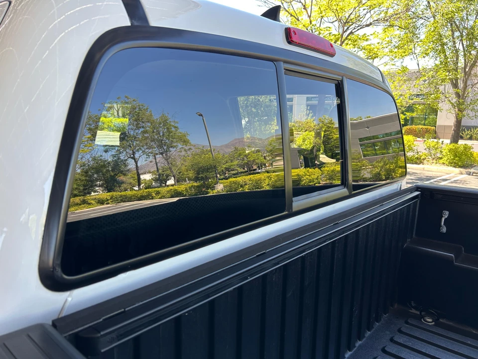 2015 Toyota Tacoma 2nd Gen - Image 28 of 31