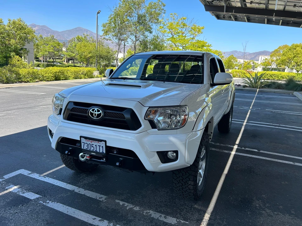 2015 Toyota Tacoma 2nd Gen - Image 7 of 31