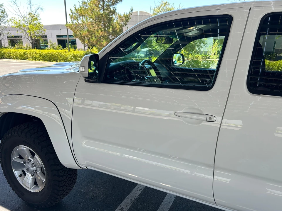 2015 Toyota Tacoma 2nd Gen - Image 25 of 31