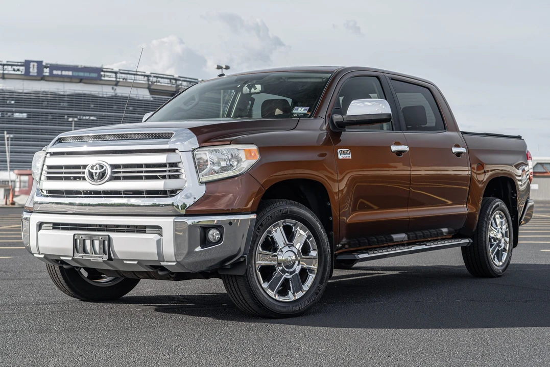 2015 Toyota Tundra 2nd Gen - Image 2 of 31