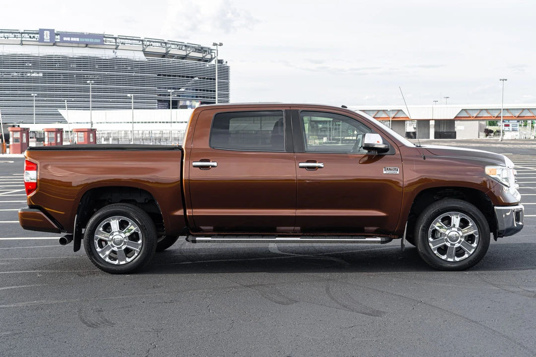 2015 Toyota Tundra 2nd Gen - Image 6 of 31