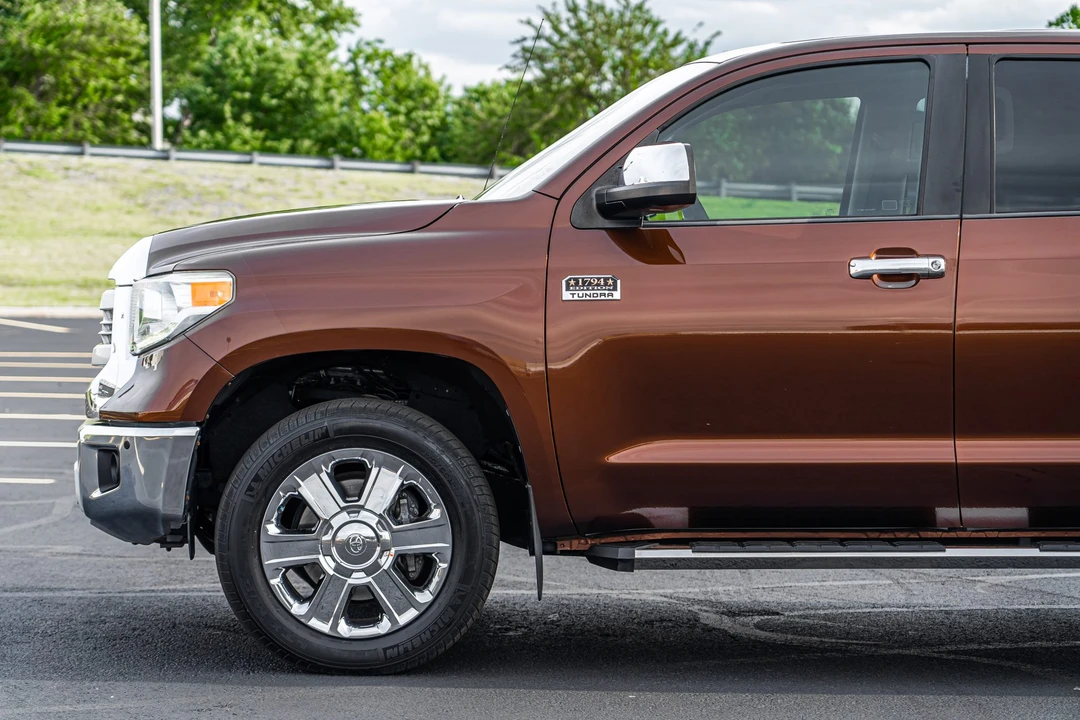 2015 Toyota Tundra 2nd Gen - Image 25 of 31