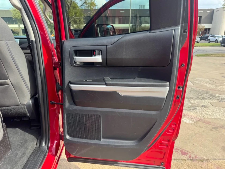 2015 Toyota Tundra 2nd Gen - Image 25 of 31