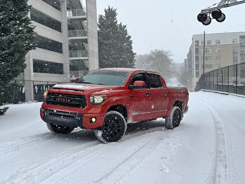 2015 Toyota Tundra CrewMax TRD Pro Pickup 4D 5 1/2 ft