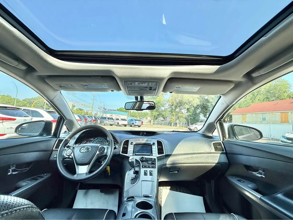 2015 Toyota Venza - Image 12 of 20