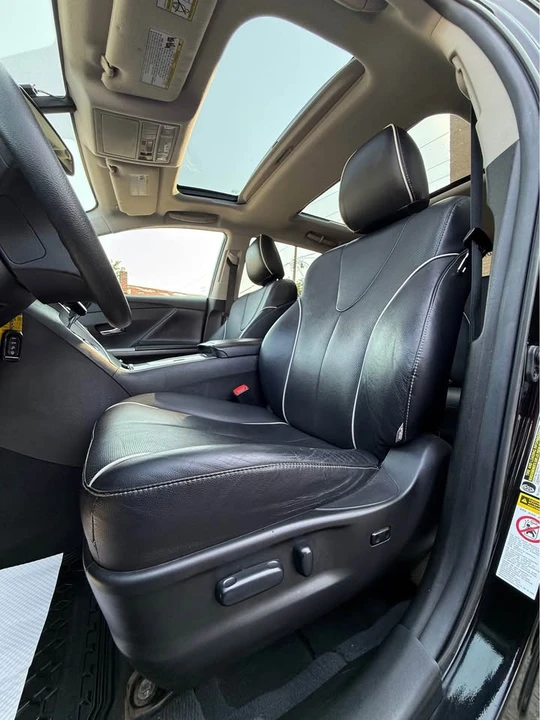2015 Toyota Venza - Image 8 of 20
