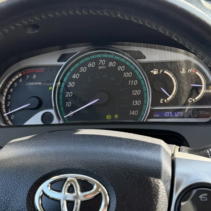 2015 Toyota Venza - Image 29 of 31