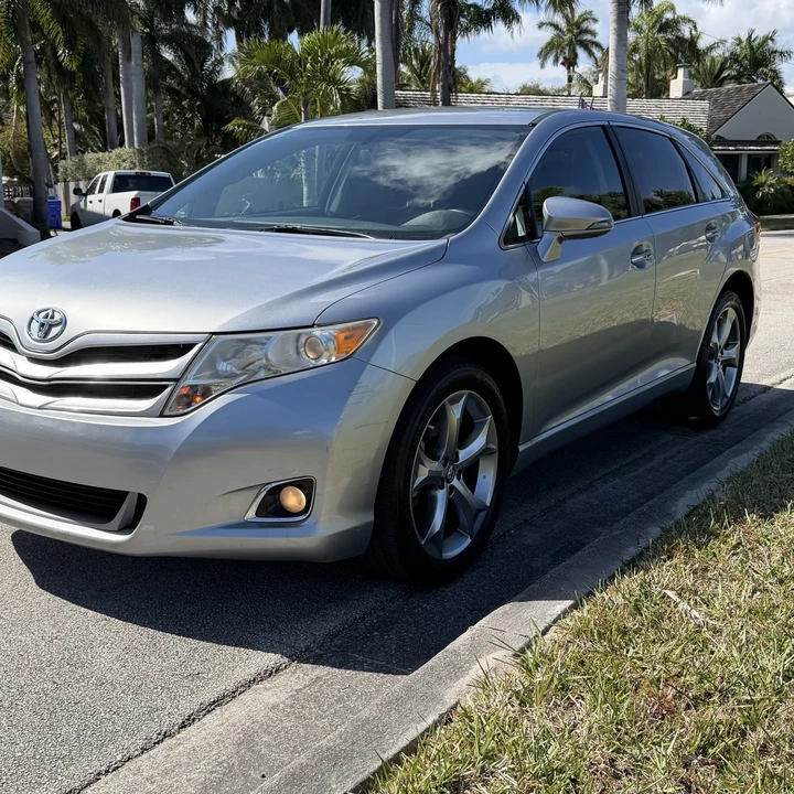 2015 Toyota Venza - Image 5 of 31