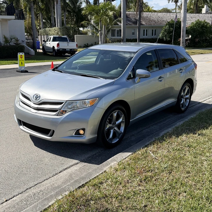 2015 Toyota Venza - Image 6 of 31