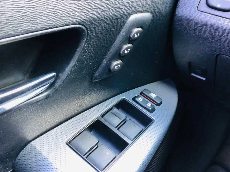 2015 Toyota Venza - Image 19 of 20