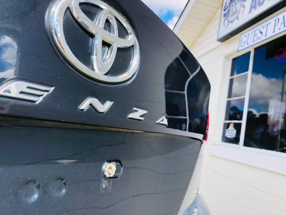 2015 Toyota Venza - Image 10 of 20