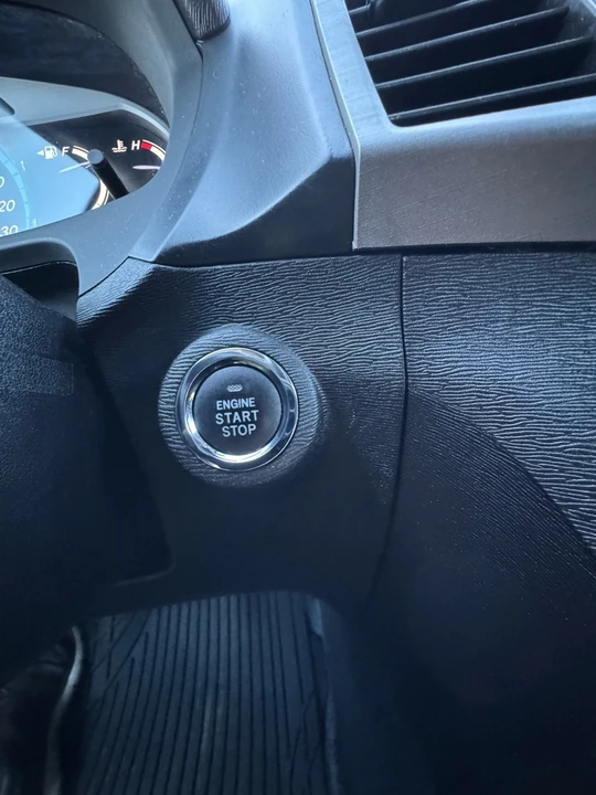 2015 Toyota Venza - Image 20 of 21