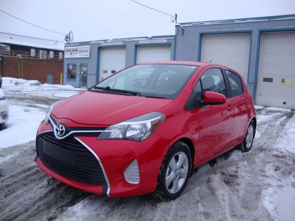2015 Toyota Yaris - Image 3 of 9