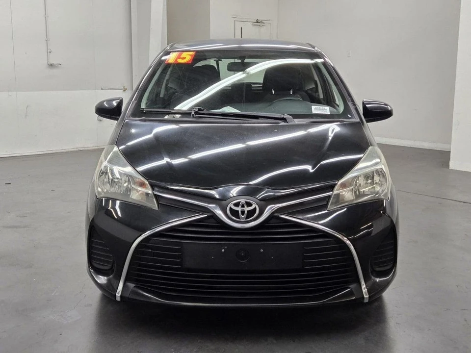 2015 Toyota Yaris - Image 4 of 17