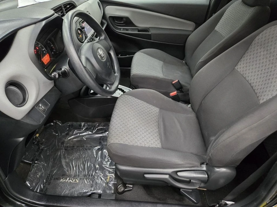 2015 Toyota Yaris - Image 5 of 17