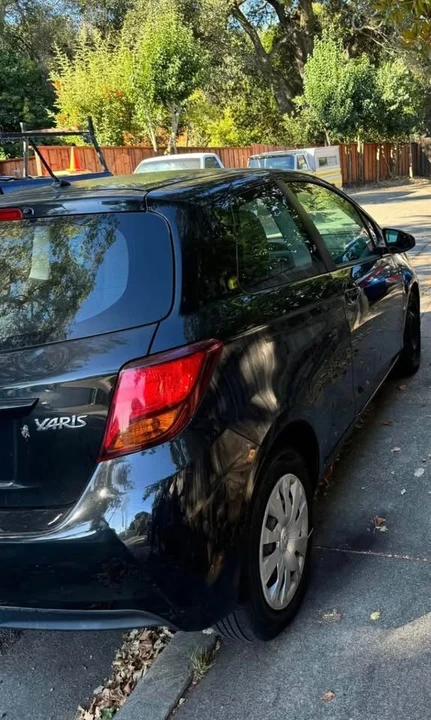2015 Toyota Yaris - Image 3 of 8