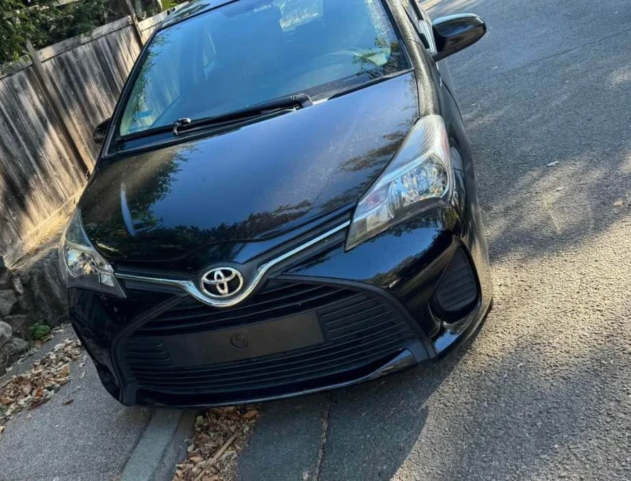 2015 Toyota Yaris - Image 2 of 8