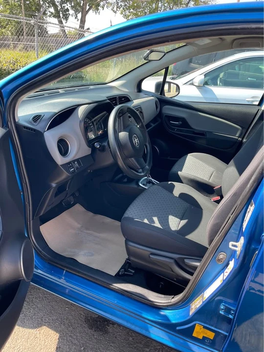 2015 Toyota Yaris - Image 3 of 12