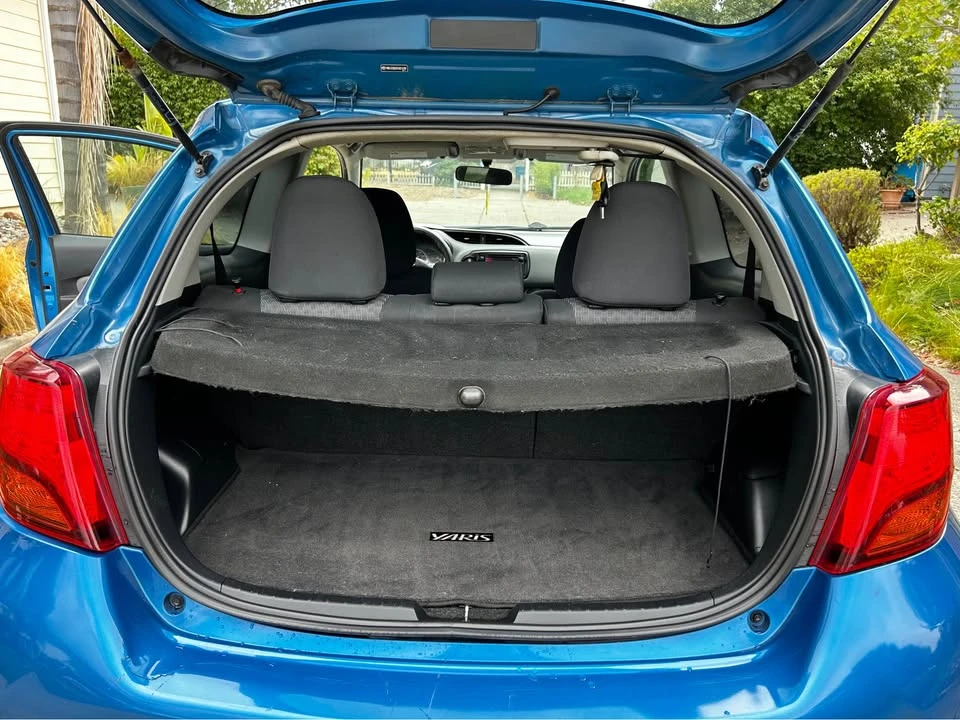 2015 Toyota Yaris - Image 6 of 8