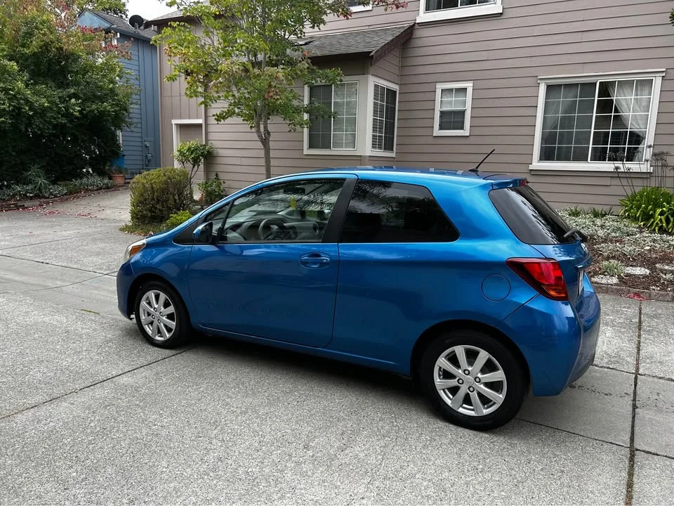 2015 Toyota Yaris - Image 3 of 8