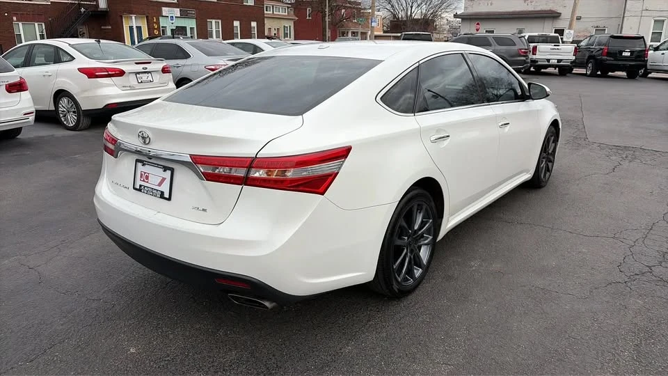 2015 Toyota Avalon 4th Gen - Image 3 of 18
