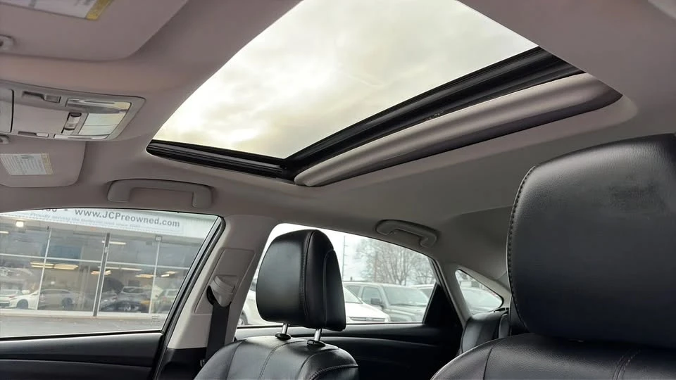 2015 Toyota Avalon 4th Gen - Image 12 of 18