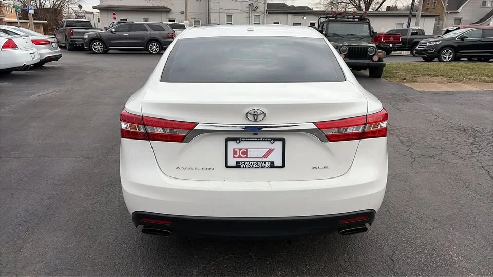 2015 Toyota Avalon 4th Gen - Image 4 of 18