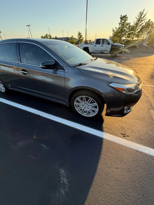 2015 Toyota Avalon 4th Gen - Image 5 of 9