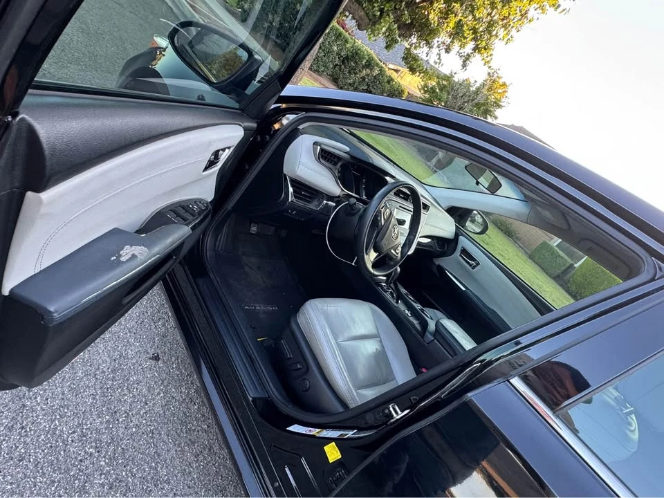 2015 Toyota Avalon 4th Gen - Image 8 of 14