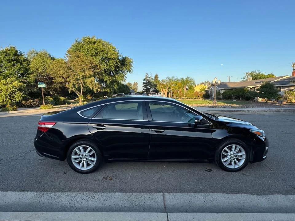 2015 Toyota Avalon 4th Gen - Image 5 of 14
