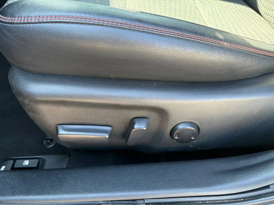 2015 Toyota Camry 7th Gen - Image 14 of 19