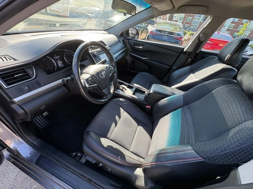 2015 Toyota Camry 7th Gen - Image 12 of 19