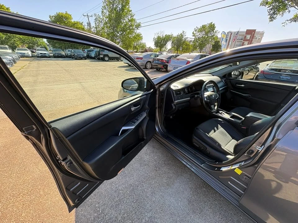 2015 Toyota Camry 7th Gen - Image 9 of 19