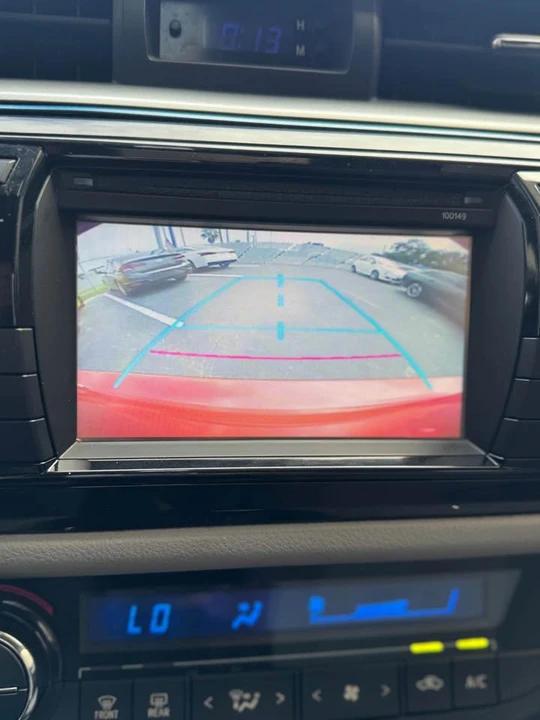 2015 Toyota Corolla 11th Gen - Image 10 of 17