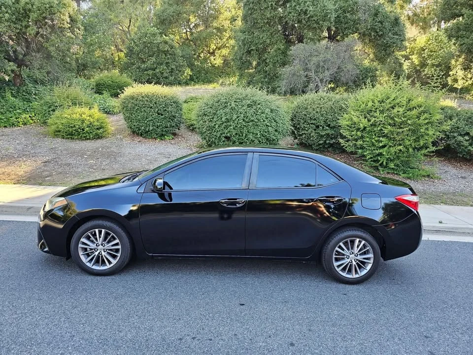 2015 Toyota Corolla 11th Gen - Image 4 of 20